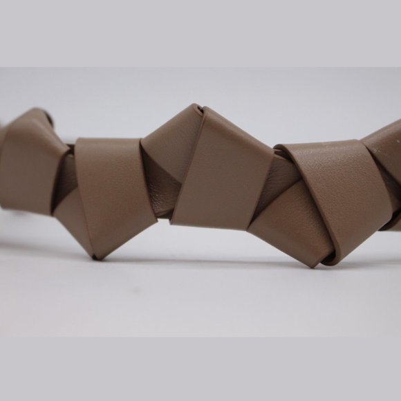 $590 Salvatore Ferragamo BEIGE BRAIDED CALF Leather Belt Size 85, 90 - Picture 2 of 9